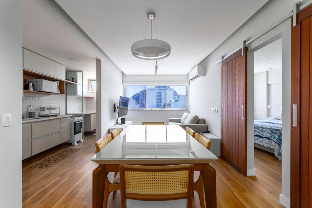 Flat Em Copacabana Apartment *