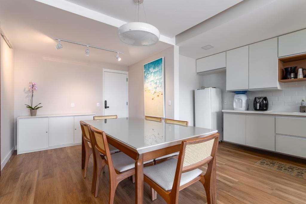Flat Em Copacabana Apartment *